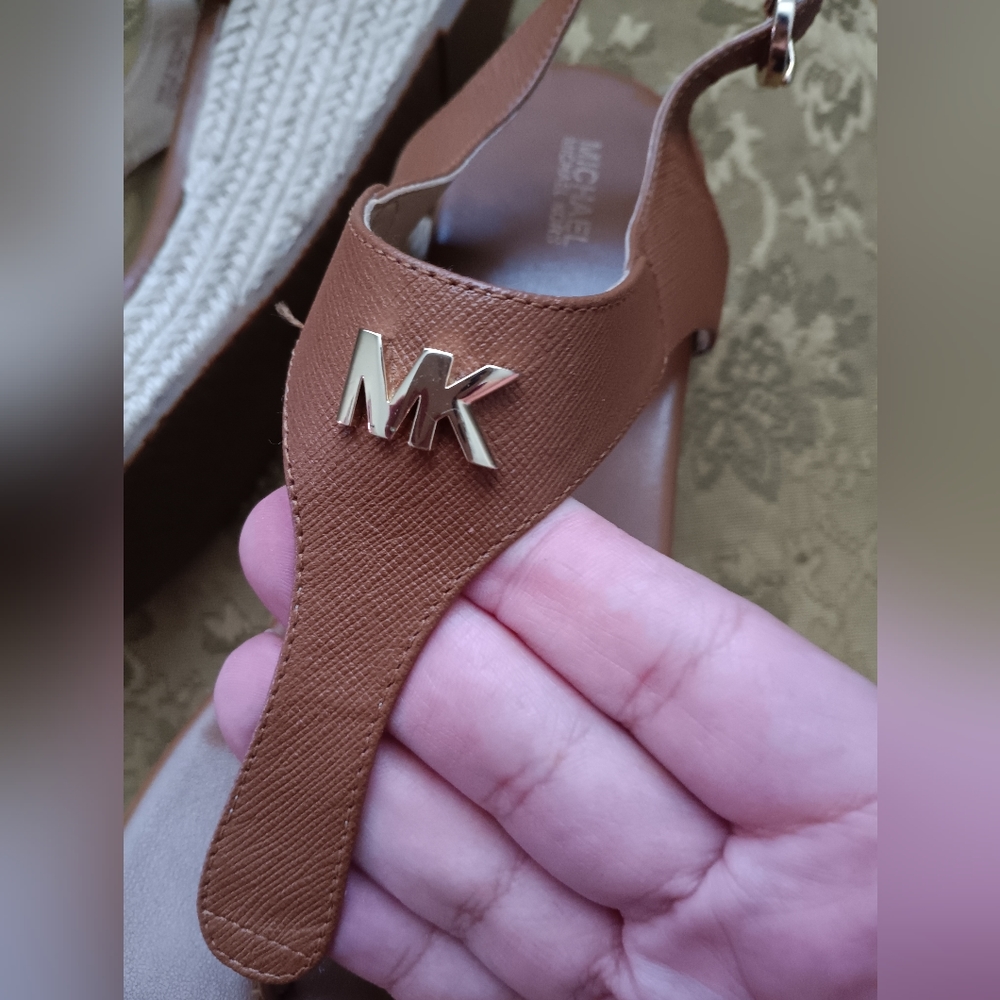 Size 10 MK Shoes Never Worn - Picture 4 of 6